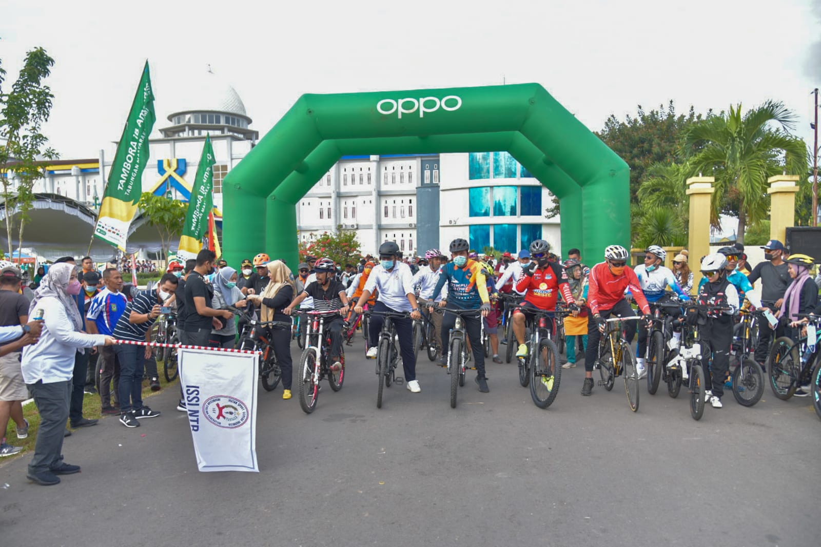 Fun Bike di Dompu dalam rangka Vaksin Covid-19