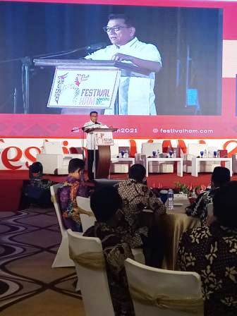 Walikota Bima Hadiri Festival HAM : Kota Bima Untuk Indonesia Staf Ahli Presiden Muldoko